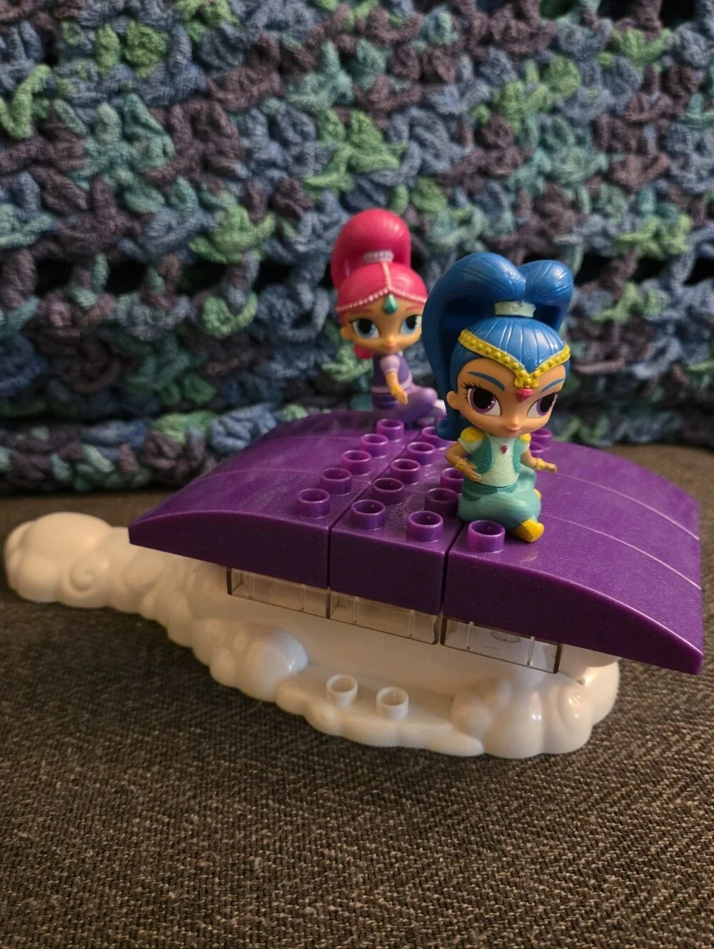Mega Bloks Shimmer And Shine Magic Genie Carpet